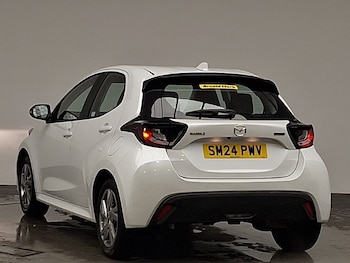 Used Mazda Mazda2 HYBRID 2024 for sale - 77108376: Photo