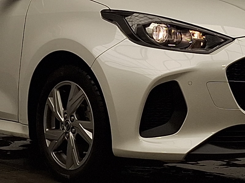 Used Mazda Mazda2 HYBRID 2024 for sale - 77108376: Photo 9