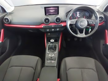 Used Audi Q2 2020 for sale - 76071008: Photo