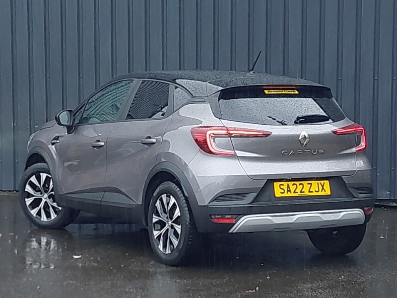 Used Renault Captur 2022 for sale - 76165506: Photo 3