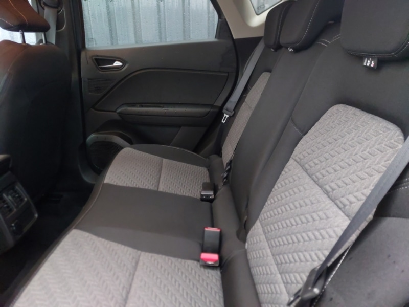 Used Renault Captur 2022 for sale - 76165506: Photo 6