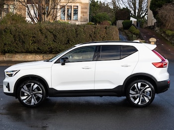 Used Volvo XC40 2025 for sale - 77170157: Photo