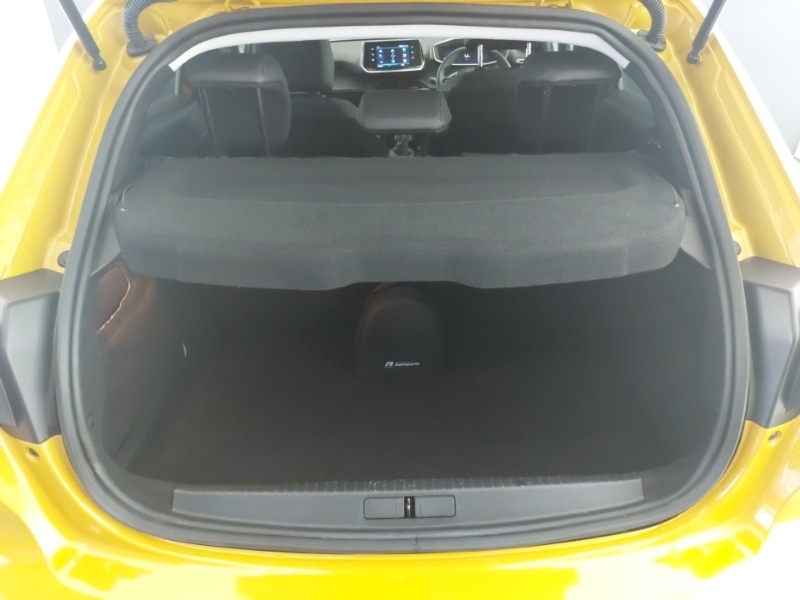 Used Peugeot 208 2023 for sale - 76861552: Photo 8