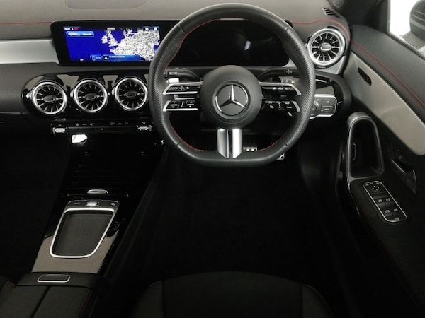 Used Mercedes-Benz CLA 2024 for sale - 76310447: Photo 7