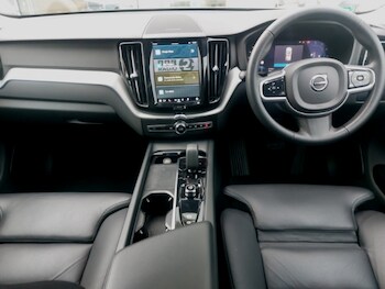 Used Volvo XC60 2022 for sale - 77423843: Photo