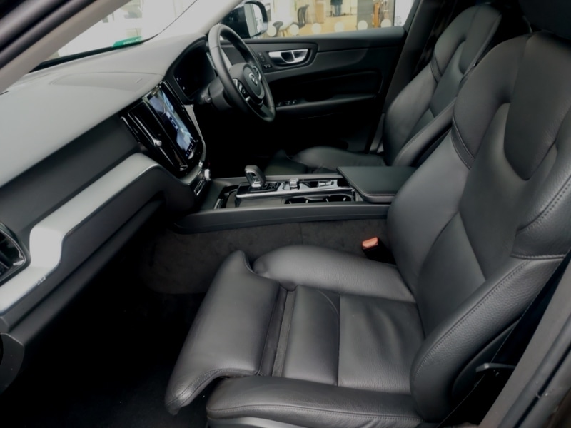 Used Volvo XC60 2022 for sale - 77423843: Photo 5