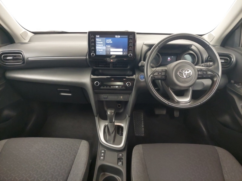 Used Toyota Yaris Cross 2023 for sale - 78218932: Photo 2