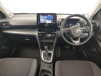 Used Toyota Yaris Cross 2023 for sale - 78218932: Photo