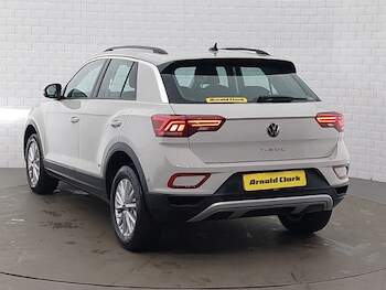 Used Volkswagen T-Roc 2022 for sale - 78264227: Photo