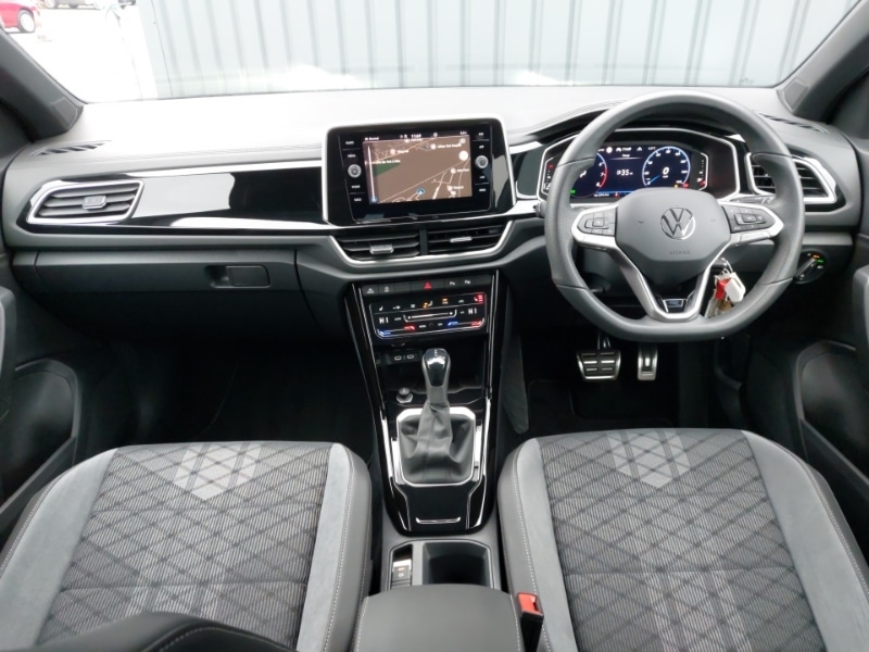 Used Volkswagen T-Roc 2025 for sale - 77063106: Photo 2