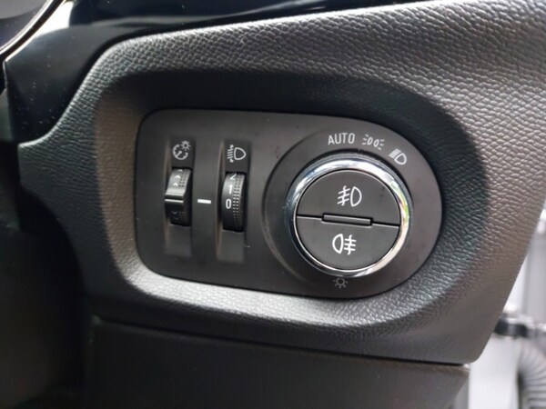 Used Vauxhall Corsa 2022 for sale - 76225575: Photo 12