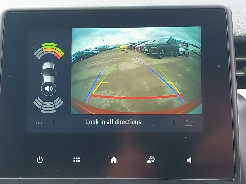 Used Renault Clio 2023 for sale - 77924117: Photo 11