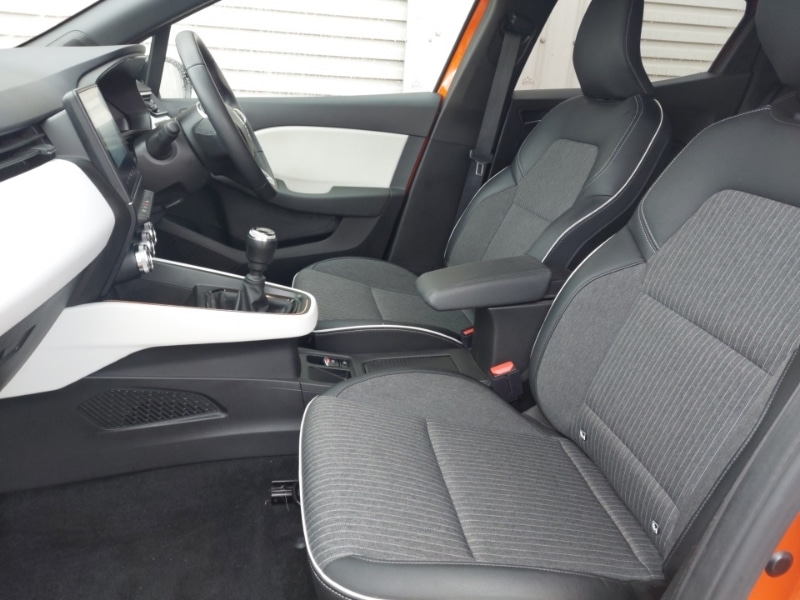 Used Renault Clio 2023 for sale - 77924117: Photo 5