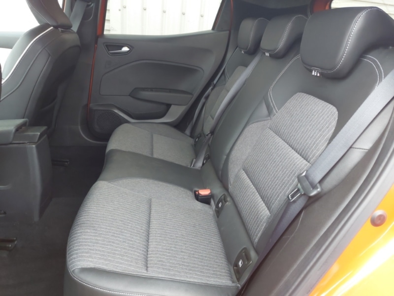 Used Renault Clio 2023 for sale - 77924117: Photo 6