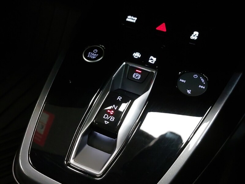 Used Audi Q4 e-tron 2024 for sale - 77985450: Photo 12