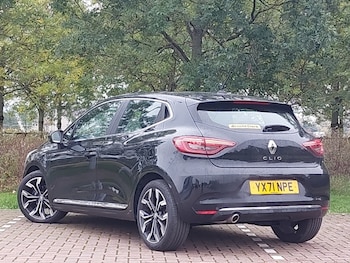 Used Renault Clio 2021 for sale - 76272588: Photo