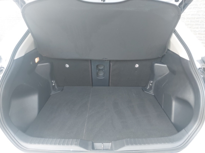 Used Toyota Yaris Cross 2022 for sale - 76770513: Photo 8