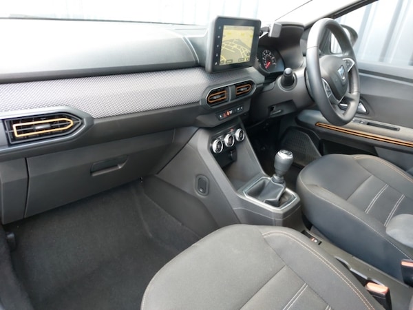 Used Dacia Sandero Stepway 2022 for sale - 76198802: Photo 5