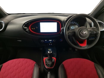 Used Toyota Aygo X 2023 for sale - 77043924: Photo