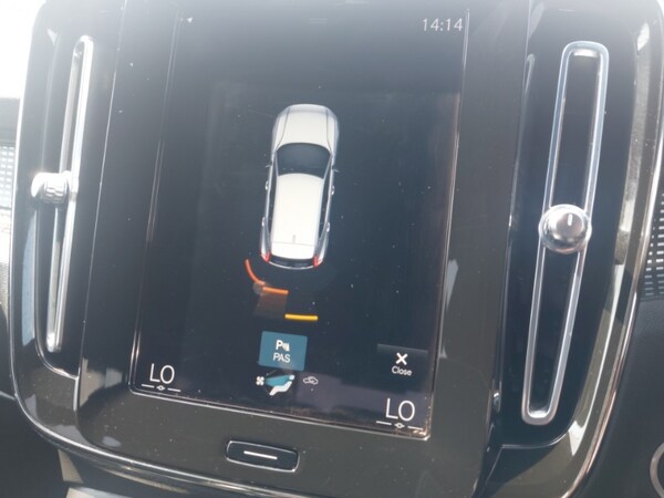 Used Volvo XC40 2021 for sale - 76269332: Photo 10