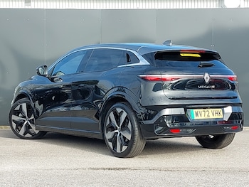Used Renault Megane E Tech 2022 for sale - 76049524: Photo