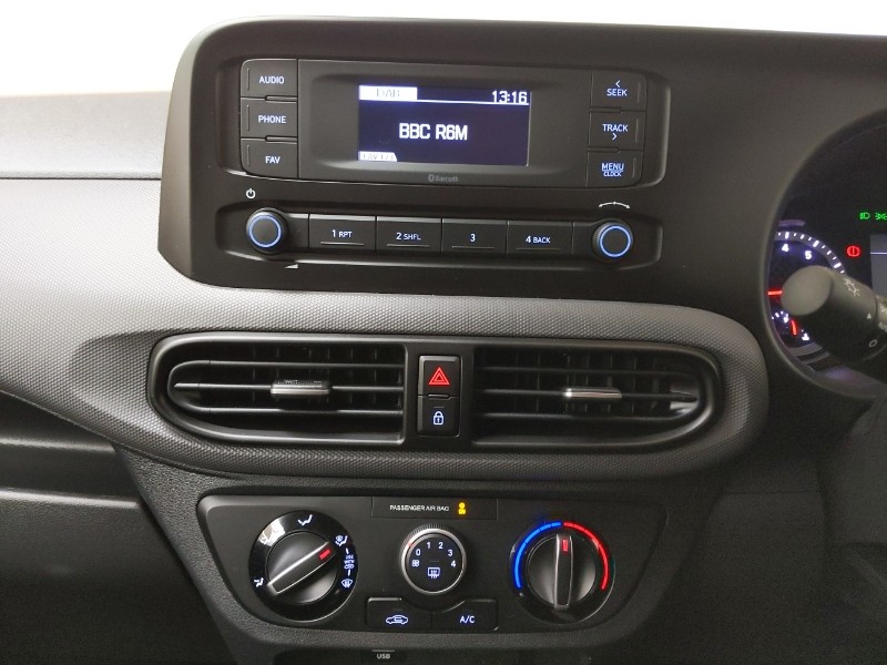 Used Hyundai i10 2023 for sale - 76369844: Photo 11