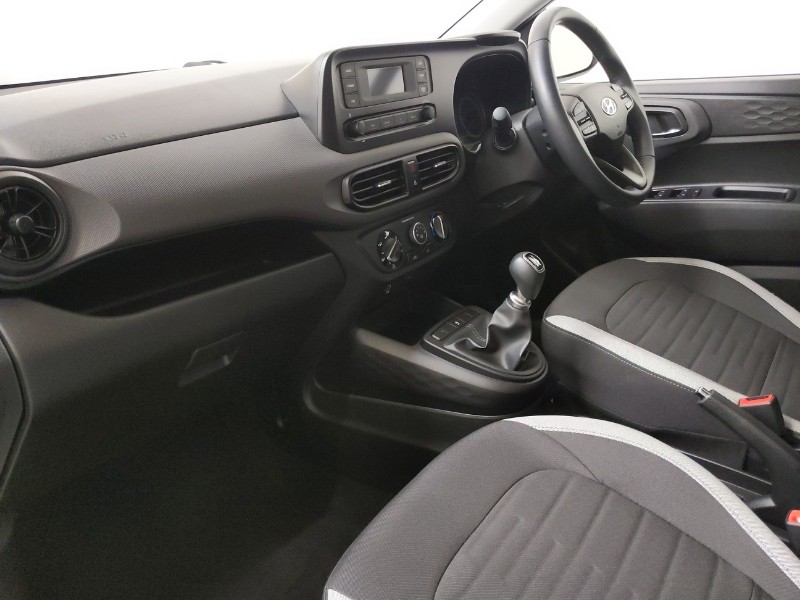 Used Hyundai i10 2023 for sale - 76369844: Photo 5