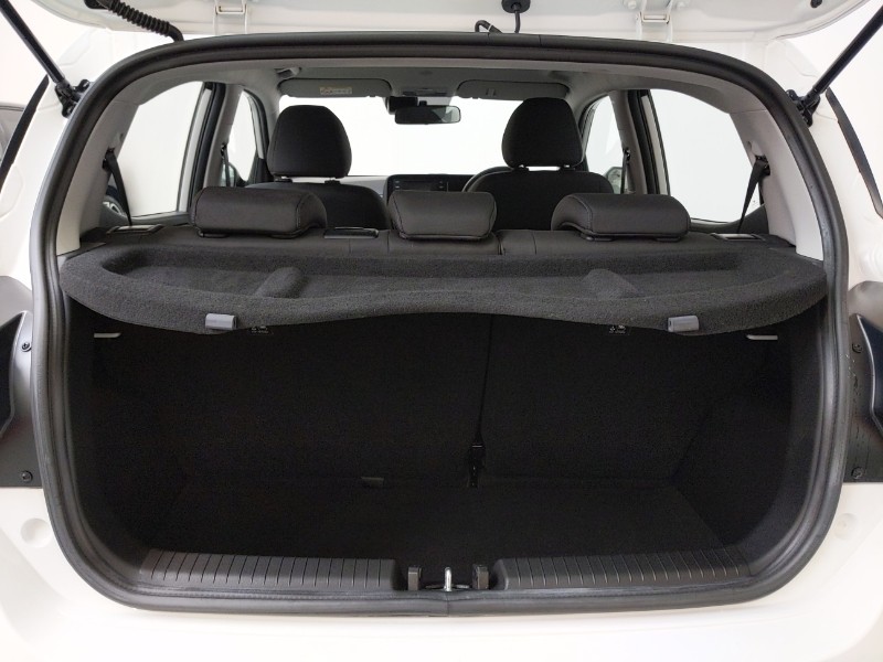 Used Hyundai i10 2023 for sale - 76369844: Photo 8