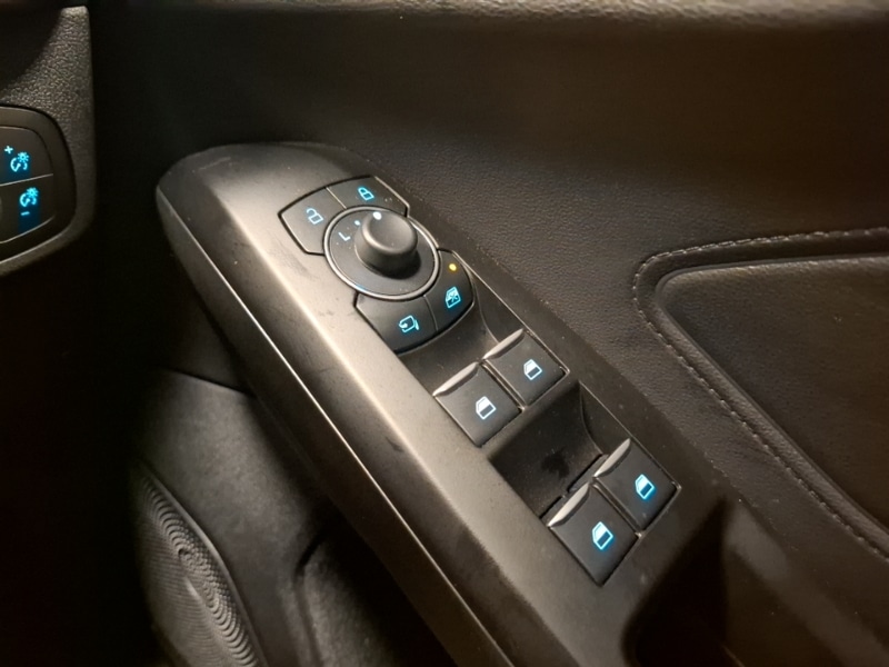 Used Ford Focus 2023 for sale - 77977401: Photo 12