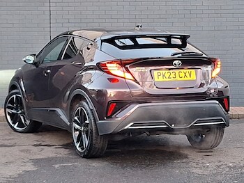 Used Toyota C-HR 2023 for sale - 78198490: Photo