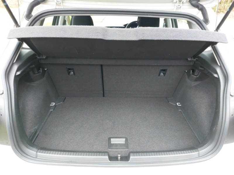 Used Volkswagen Polo 2024 for sale - 77987415: Photo 8