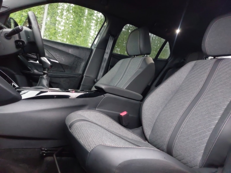 Used Peugeot 2008 2024 for sale - 77458370: Photo 5