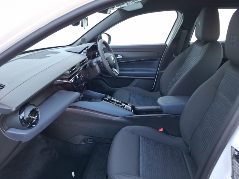 Used Alfa Romeo Junior 2025 for sale - 77786871: Photo 5