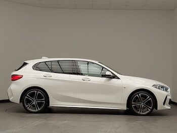 Used BMW 1 Series 2023 for sale - 77043825: Photo