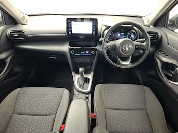 Used Toyota Yaris Cross 2023 for sale - 78318154: Photo