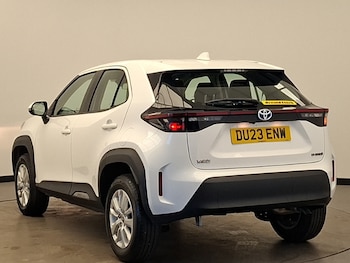 Used Toyota Yaris Cross 2023 for sale - 78318154: Photo