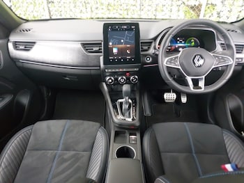 Used Renault Arkana 2024 for sale - 76305954: Photo 2