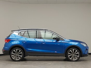 Used SEAT Arona 2024 for sale - 78692645: Photo