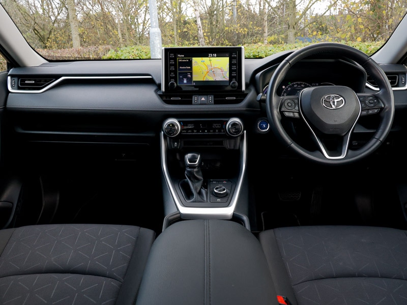 Used Toyota RAV4 2020 for sale - 76978581: Photo 2