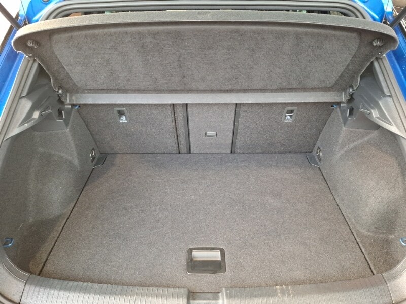 Used Volkswagen T-Roc 2023 for sale - 77923841: Photo 8