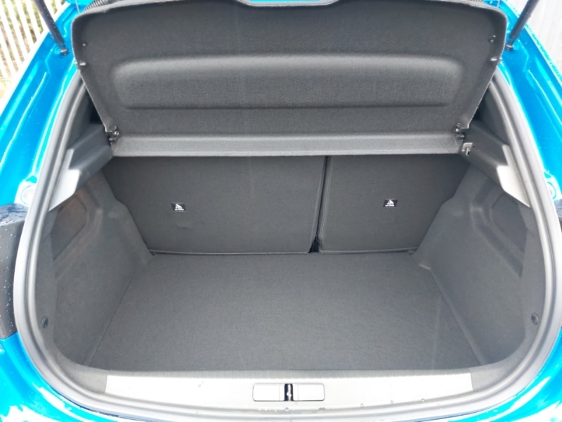 Used Peugeot 208 2025 for sale - 76377136: Photo 8