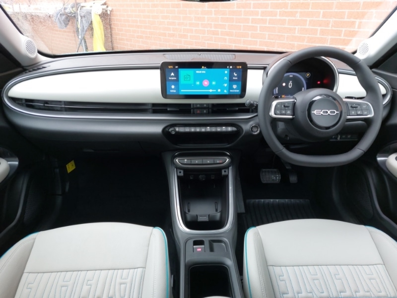 Used Fiat 600 2025 for sale - 76838867: Photo 2