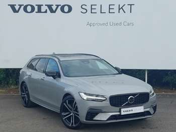 2024 - 2.0 T8 [455] PHEV Ultra Dark 5dr AWD Auto
