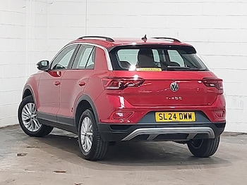 Used Volkswagen T-Roc 2024 for sale - 75575904: Photo