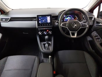 Used Renault Clio 2023 for sale - 77875224: Photo