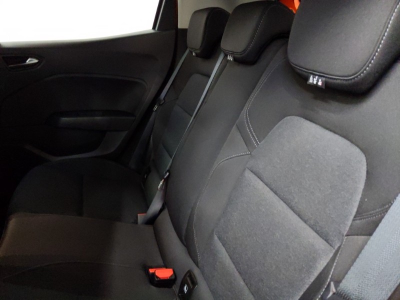 Used Renault Clio 2023 for sale - 77875224: Photo 6