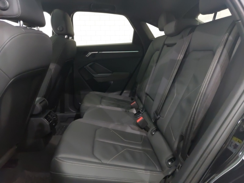 Used Audi Q3 2020 for sale - 76970813: Photo 6