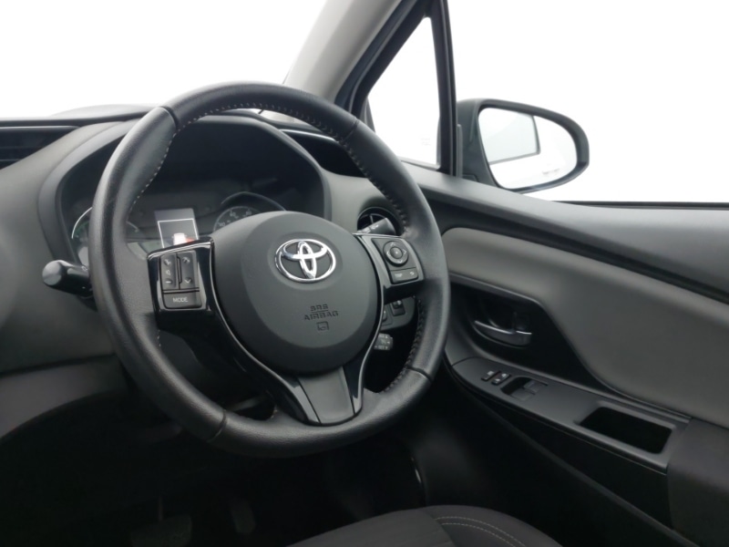 Used Toyota Yaris 2020 for sale - 76855576: Photo 10