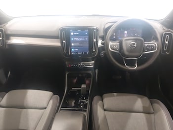 Used Volvo XC40 2023 for sale - 77786749: Photo