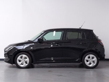 Used Suzuki Swift 2024 for sale - 76795847: Photo